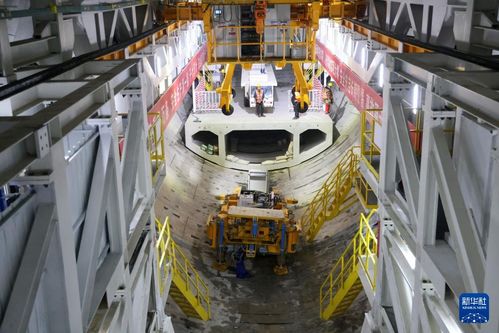 新春走基層 | 進京大通道 春節施工不停歇，道路建設戰猶酣